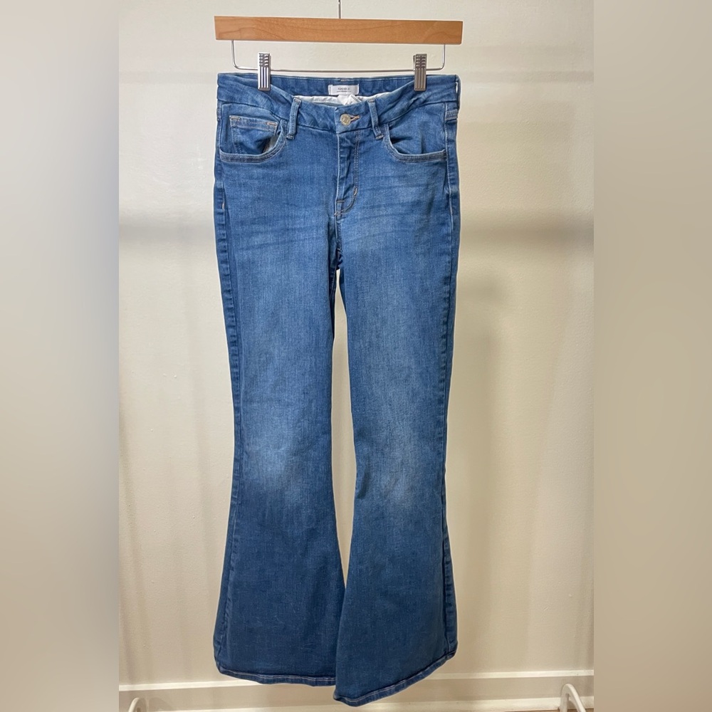 Forever 21 Flare Jeans Women’s Size  27 Blue Medium Wash Stretch Denim Y2K‎ Boho
